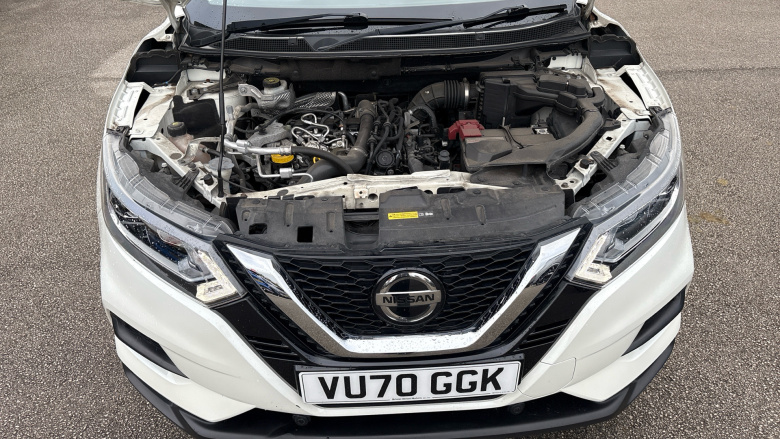 Nissan Qashqai 1.3 DiG-T Acenta Premium 5dr Petrol Hatchback